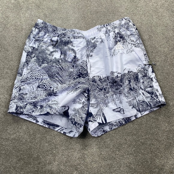 nike standard fit mid thigh length